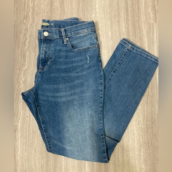 Old Navy Denim - Old Navy Curvy Straight Jeans Women’s Size 8